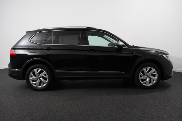 Volkswagen Tiguan Allspace 1.5 TSI 150pk DSG Life 7p. | Navigatie | Climate Control | Trekhaak afneembaar | Electrisch bedienbare achterklep | Adaptive Cruise Control | Extra Getint Glas