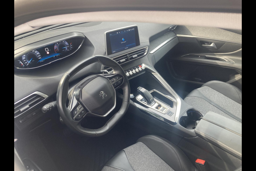 Peugeot 5008 1.2 PureTech Blue Lease Premium Avantage 7 zits Automaat Luxe uitvoering