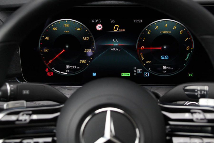 Mercedes-Benz E-Klasse 300 e 4MATIC AMG Line | Pano | Burmester | Widescreen