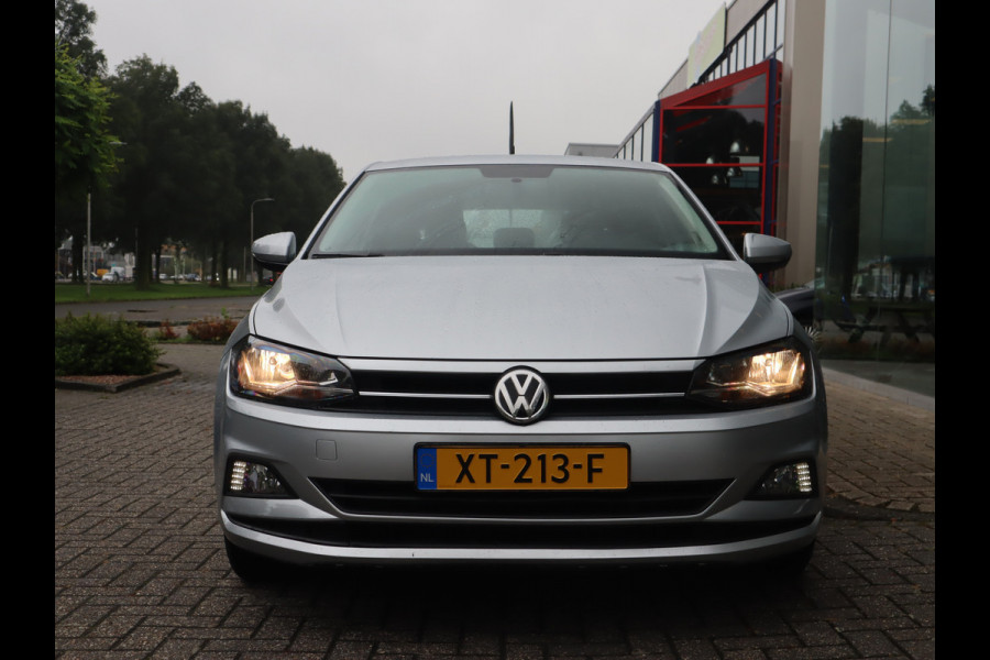 Volkswagen Polo 1.0 TSI 96 PK Comfortline / Navigatie / Apple Carplay