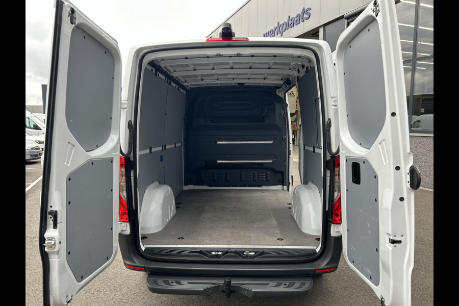 Mercedes-Benz Sprinter 211 CDI L1 H1 Airco / Trekhaak / Camera