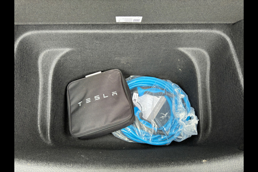 Tesla Model Y Performance AWD 75 kWh | AUTOPILOT | PANO | LEDER | ELEK. STOELEN | RESTERENDE FABR. GARANTIE t/m 09-2026