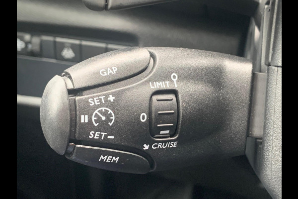 Citroën C5 Aircross 1.2 Hybrid 136 Plus | Adaptieve cruise control | Stoelverwarming | Navi | Prijs is rijklaar