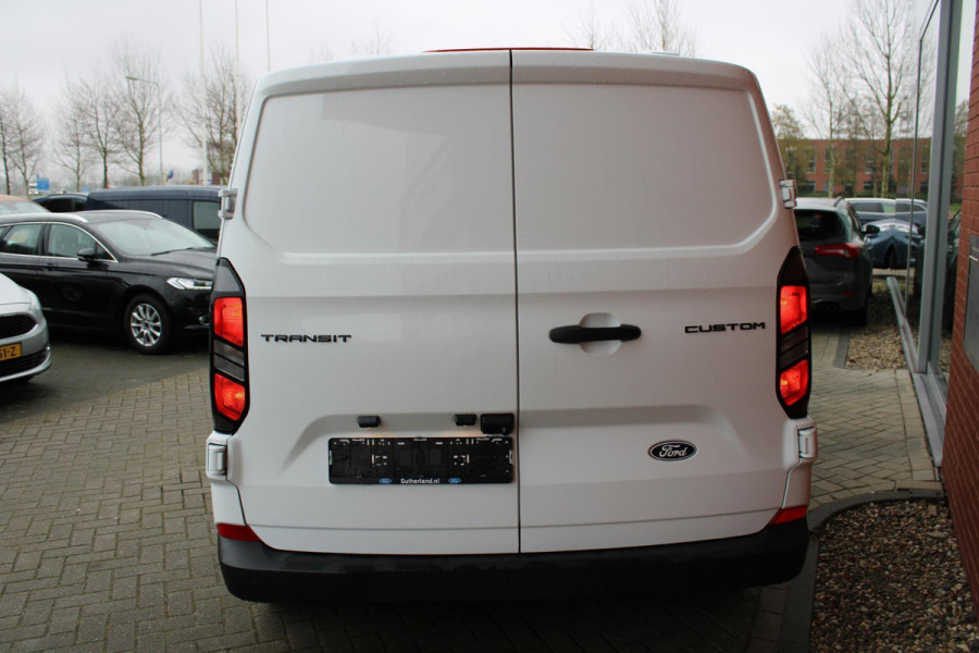 Ford Transit Custom 320 2.0 TDCI L2H1 Trend Nieuw 136pk | Direct leverbaar |  13 inch scherm Apple Carplay/Android Auto | Camera | bestuurdersstoel met bijrijdersbank | reservewiel | LED koplampen | Cruise Control | Frozen White