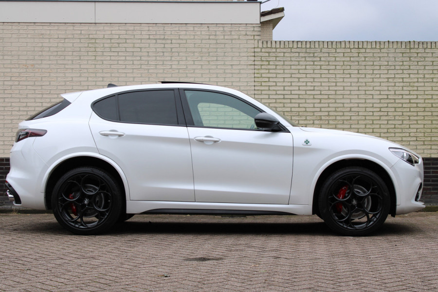 Alfa Romeo Stelvio 2.9 V6 AWD Quadrifoglio 510PK | Full Options | BTW | Bianco Trofeo