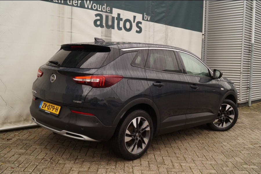 Opel Grandland X 1.2 Turbo Business Executive -NAVI-ECC-PDC-