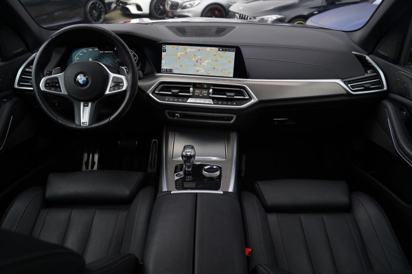 BMW X5 M50d Executive | Skylounge | Massage | Elek trekhaak | Panorama | Harman/Kardon | Carbon inleg | 400PK | Head up Display |