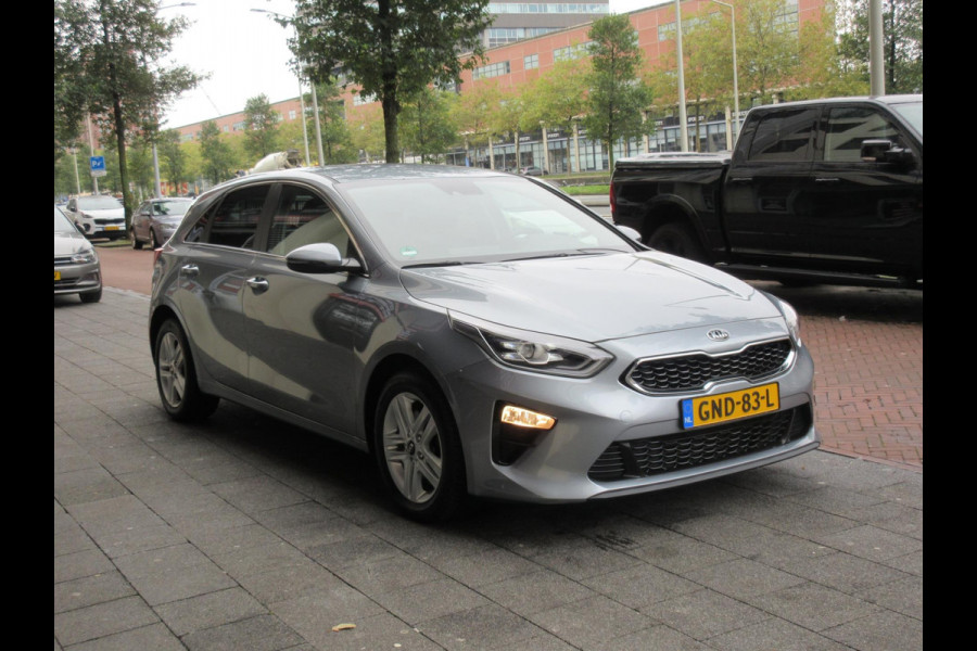 Kia Ceed 1.4 T-GDi DynamicPlusLine Aut Navi Stoel/Stuurverwarming Camera Carplay PDC