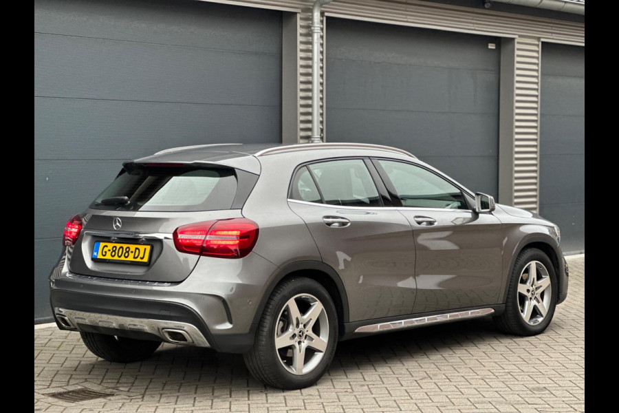 Mercedes-Benz GLA 180 AUTOMAAT BUSINESS SOLUTION AMG STYLING,26000 KM, TREKHAAK,NEDERLANDSE AUTO MET NAP