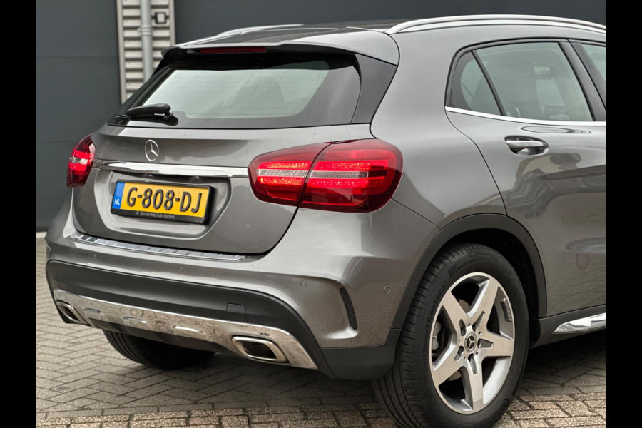 Mercedes-Benz GLA 180 AUTOMAAT BUSINESS SOLUTION AMG STYLING,26000 KM, TREKHAAK,NEDERLANDSE AUTO MET NAP