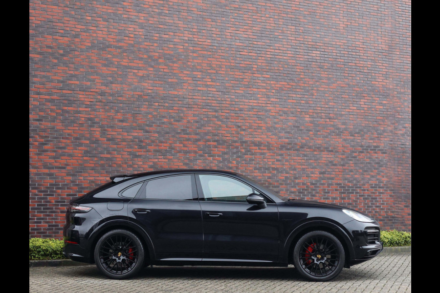 Porsche Cayenne Coupé 3.0 E-Hybrid *Pano*Chrono*BOSE*Trekhaak