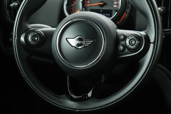 MINI Countryman 1.5 Cooper Chili | Stoelverwarming | PDC | Navigatie | Half leder | Full LED | Keyless | Bluetooth | Climate control | Cruise control