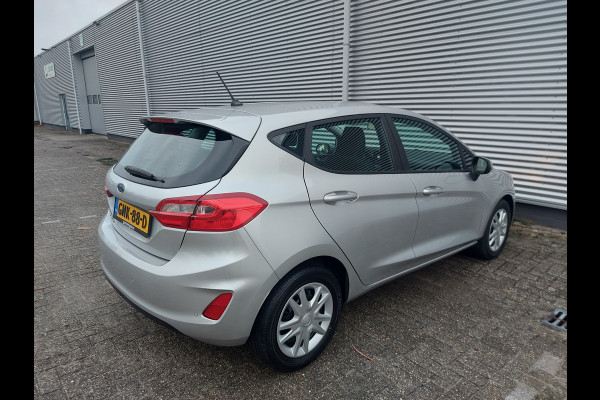 Ford Fiesta 1.0 EcoBoost Titanium Automaat, airco,cruisecontrol,radio multimedia,parkeersensoren,