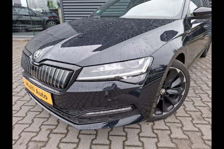 Škoda Superb Combi 1.4 TSI iV Sportline Business Plug in Hybrid PHEV | Lederen Alcantara Sportstoelen Memory | Adaptive Cruise | Crystal LED | Apple Carplay | Navigatie |