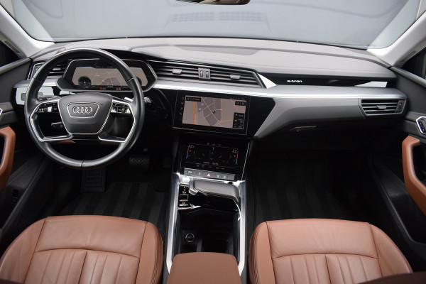 Audi e-tron 55 quattro advanced 95 kWh | Cognac leer | Trekhaak