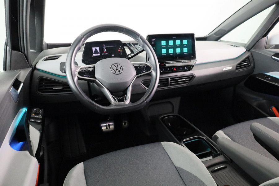 Volkswagen ID.3 First Plus 58 kWh 204PK | Navigatie | Parkeersensoren | Camera | 18 Inch