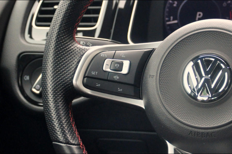 Volkswagen Golf 2.0 TSI GTI TCR | Panoramadak | Virtual Cockpit | Zeer nette staat!