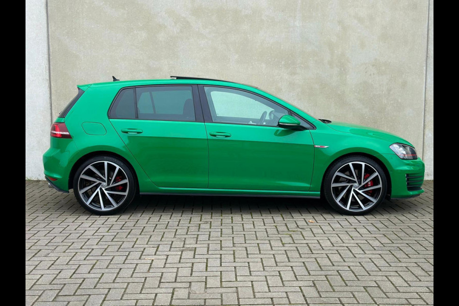 Volkswagen Golf 2.0 TSI GTI Performance Pano DSG Uniek! 19'' Garantie