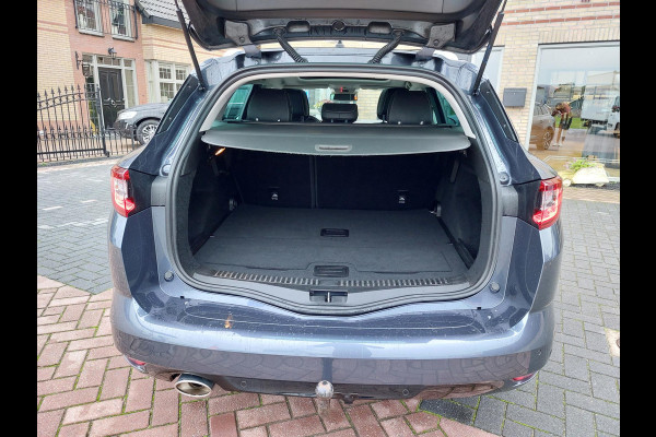 Renault MEGANE Estate 1.3 TCe Bose | Panodak | Leder | 1e eigenaar | NAP