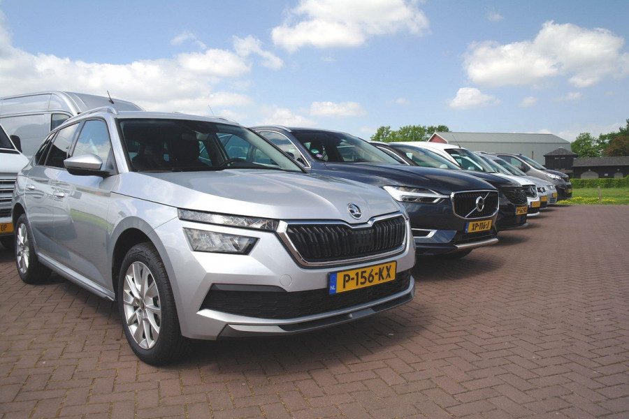 Renault MEGANE Estate 1.3 TCe Bose | Panodak | Leder | 1e eigenaar | NAP