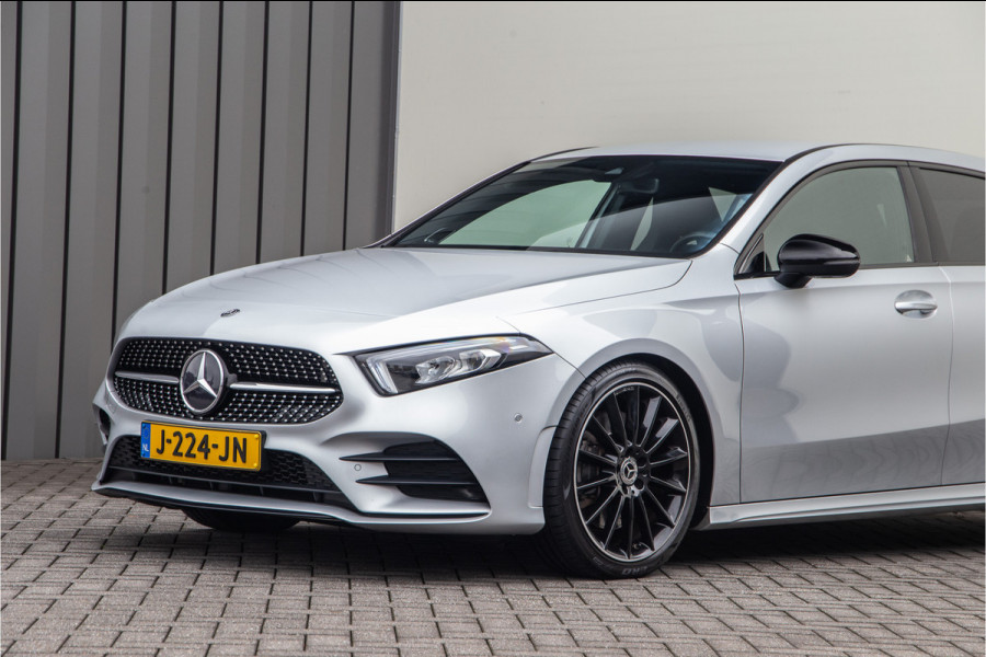 Mercedes-Benz A-Klasse 250 AMG, Nightpack, Widescreen, Sfeerverlichting, Burmester 225pk