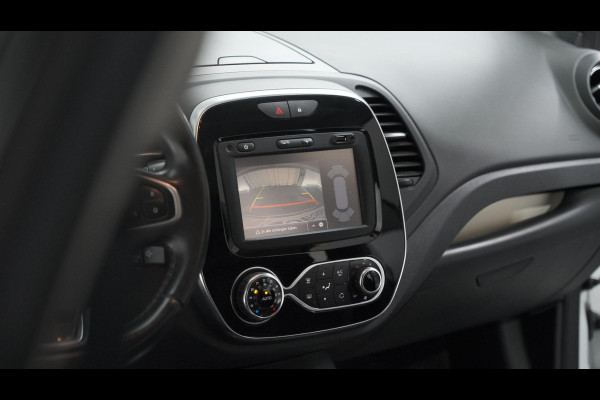 Renault Captur TCe 120 EDC Bose | Trekhaak | Camera | Navigatie | Stoelverwarming