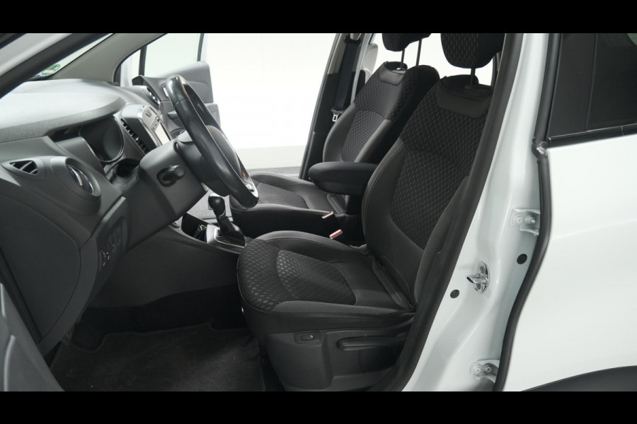 Renault Captur TCe 120 EDC Bose | Trekhaak | Camera | Navigatie | Stoelverwarming