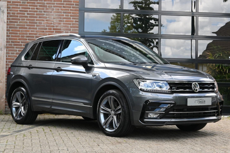 Volkswagen Tiguan 2.0 TSI 4Motion 2x R-LINE PANO Trekhaak Virtual '17