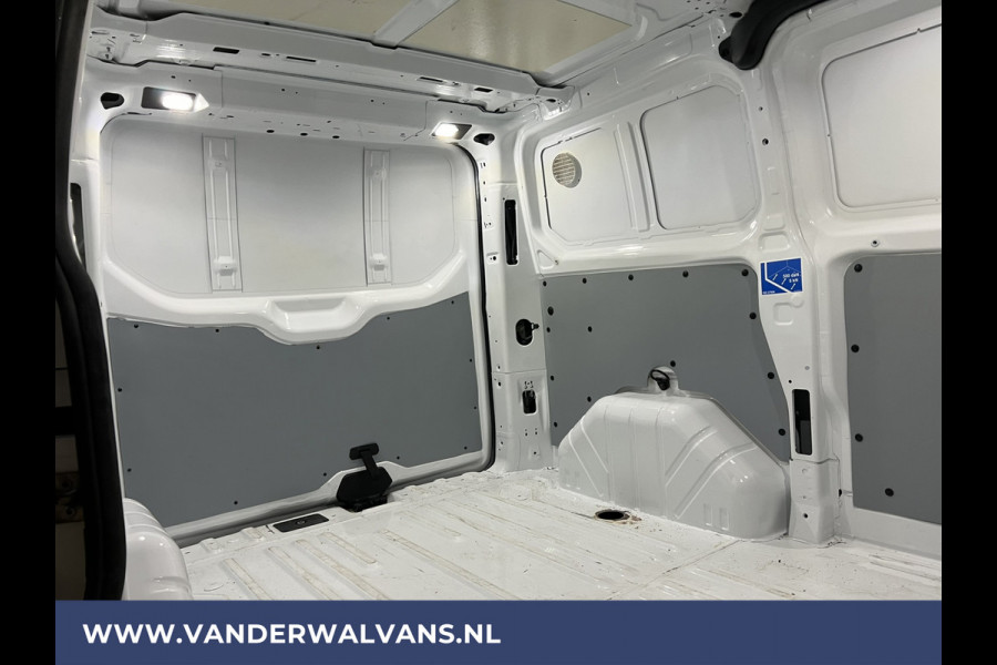 Ford Transit Custom 2.0 TDCI 131pk L1H1 Euro6 Airco | Camera | Navigatie | Apple Carplay LED, Cruisecontrol, 2500kg Trekhaak, Parkeersensoren, Stoelverwarming, Verwarmde voorruit, Dakdragers, Bijrijdersbank, Achterklep