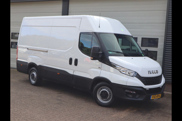 Iveco Daily 35S14 Euro 6 L2H2 - 3,5t KG Trekhaak - Cruise - Camera - Clima