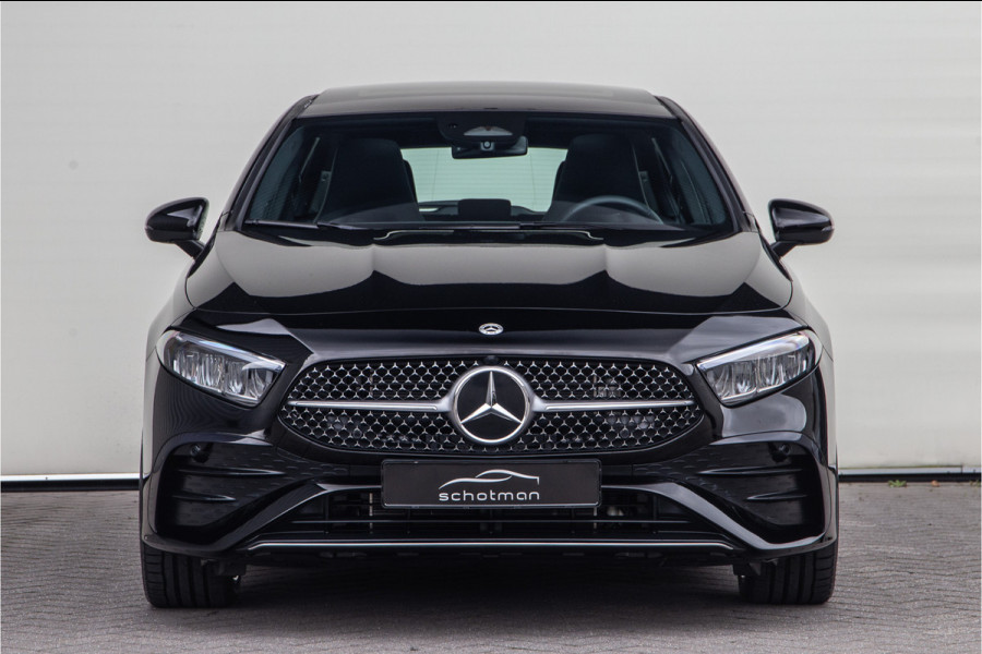 Mercedes-Benz A-Klasse 250 e AMG Premium, Facelift, Pano, Camera, Widescreen, 19" Hybrid