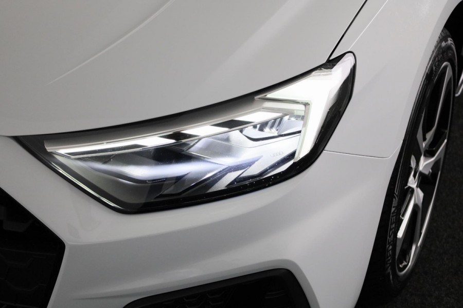 Audi A1 Sportback 30 TFSI S edition 116pk S-tronic | Adaptive cruise controle | Stoelverwarming | Led verlichting