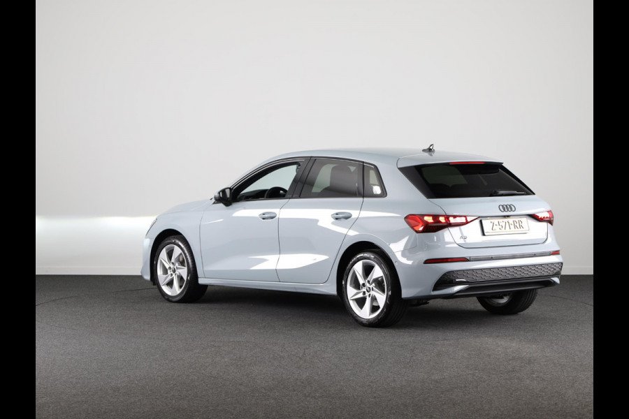 Audi A3 Sportback 35 TFSI Advanced edition 150pk S-tronic | Facelift | Navigatie | Parkeercamera | Optiekpakket zwart plus