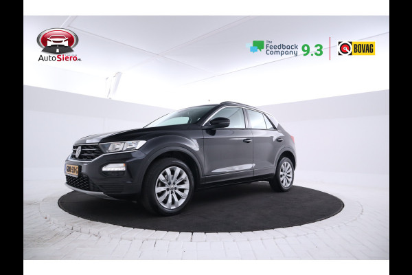 Volkswagen T-Roc 1.0 TSI Style Camera, Navigatie, Apple Carplay, Climate,