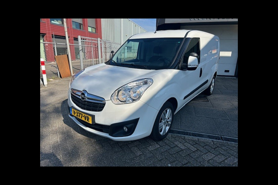 Opel Combo 1.3 CDTi L2H1 Sport AIRCO I 3-ZITS I CRUISE CONTROL I TREKHAAK I STOELVERWARMING I MULTIMEDIA I 1e EIGENAAR I COMPLETE ONDERHOUDSHISTORIE