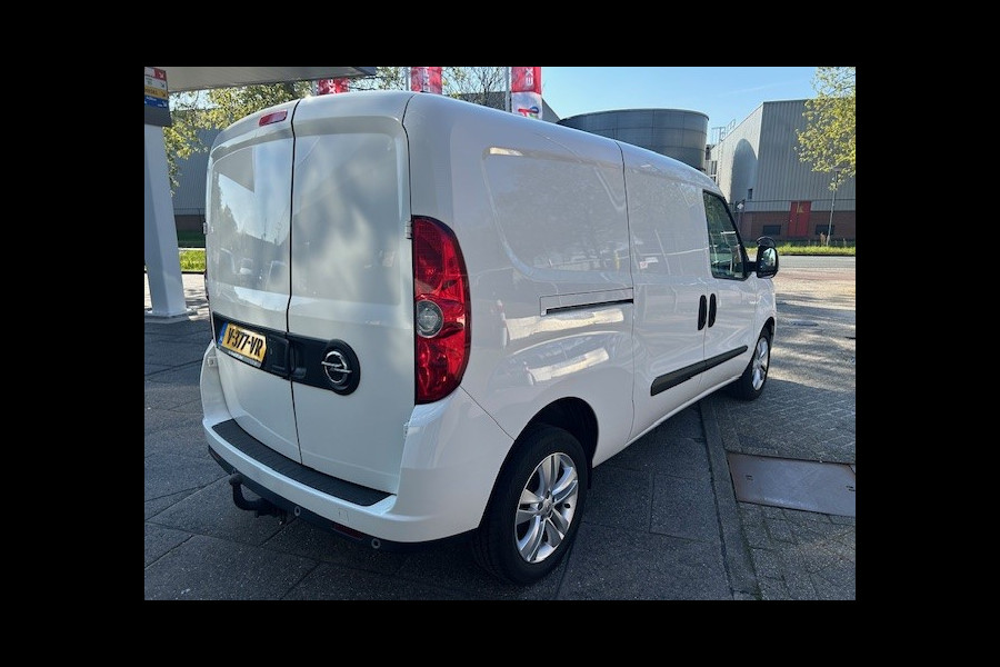 Opel Combo 1.3 CDTi L2H1 Sport AIRCO I 3-ZITS I CRUISE CONTROL I TREKHAAK I STOELVERWARMING I MULTIMEDIA I 1e EIGENAAR I COMPLETE ONDERHOUDSHISTORIE