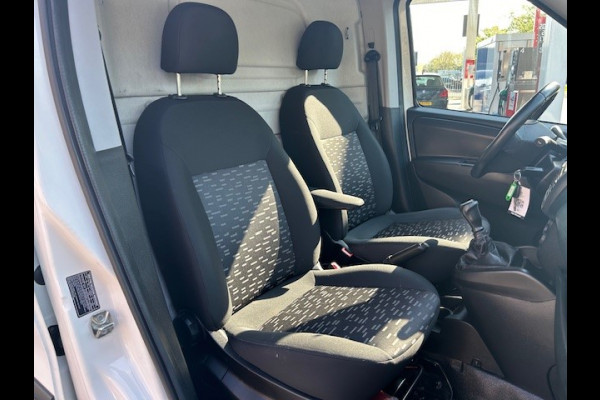 Opel Combo 1.3 CDTi L2H1 Sport AIRCO I 3-ZITS I CRUISE CONTROL I TREKHAAK I STOELVERWARMING I MULTIMEDIA I 1e EIGENAAR I COMPLETE ONDERHOUDSHISTORIE