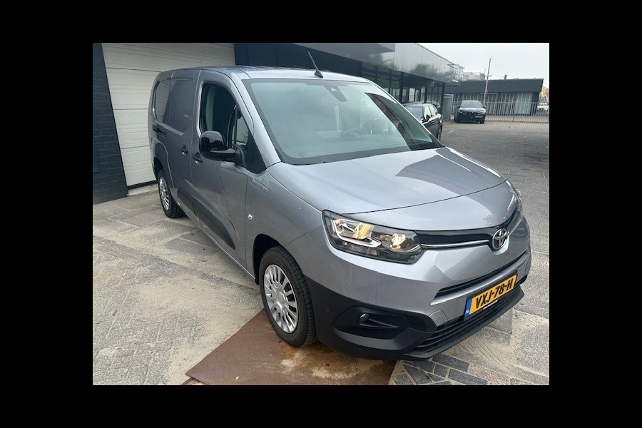 Toyota PROACE CITY 1.5 D-4D Live Long AIRCO I APPLE CAR PLAY I NIEUW! I PDC I MULTIFUNCTIONEEL STUURWIEL I CRUISE CONTROL