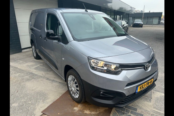 Toyota PROACE CITY 1.5 D-4D Live Long AIRCO I APPLE CAR PLAY I NIEUW! I PDC I MULTIFUNCTIONEEL STUURWIEL I CRUISE CONTROL