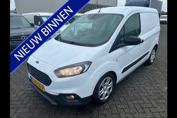 Ford Transit Courier 1.5 TDCI Ambiente Start&Stop AIRCO I APPLE CARPLAY I NAVIGATIE I COMPLETE ONDERHOUDSHISTORIE