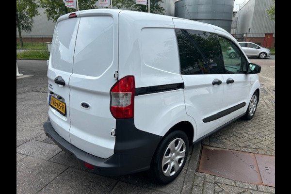 Ford Transit Courier 1.5 TDCI Ambiente Start&Stop AIRCO I NAVIGATIE I PDC ACHTER I MULTIMEDIA I 1e EIGENAAR