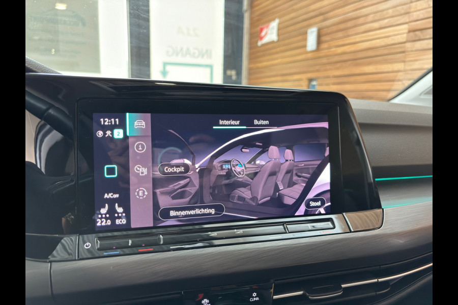 Volkswagen Golf 1.4 eHybrid Style | PANO | Trekhaak | Camera | ACC | Apple Carplay | Ambient | Velours | Virtual | Full LED |