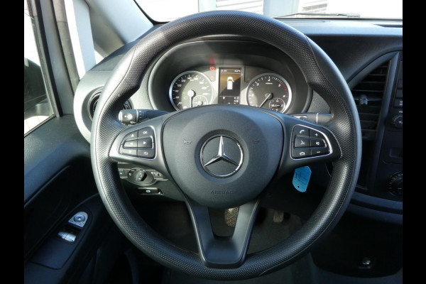 Mercedes-Benz Vito 114 CDI Lang ,L2, automaat ,3 zits ,camera