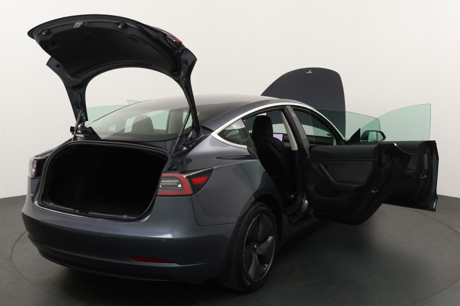 Tesla Model 3 BWJ 2020 351PK Long Range 75 kWh | AWD | LEER | CLIMA | CAMERA A | CARPLAY | NAVI | CRUISE | AUTOPILOOT