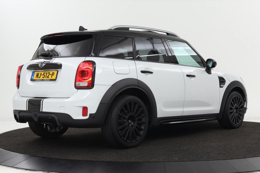 MINI Countryman 1.5 John Cooper Works Chili | Panoramadak | Head-up | Park Assist | Navigatie | Keyless | Half leder | Full LED | Bluetooth