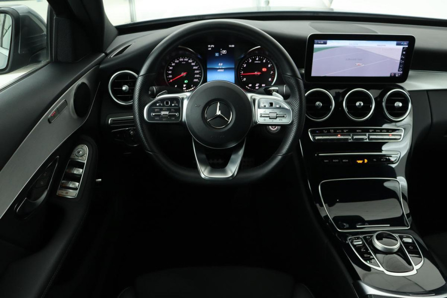 Mercedes-Benz C-Klasse 160 AMG | Stoelverwarming | Camera | Half leder | Navigatie | Full LED | Climate control | Cruise control | Park Assist