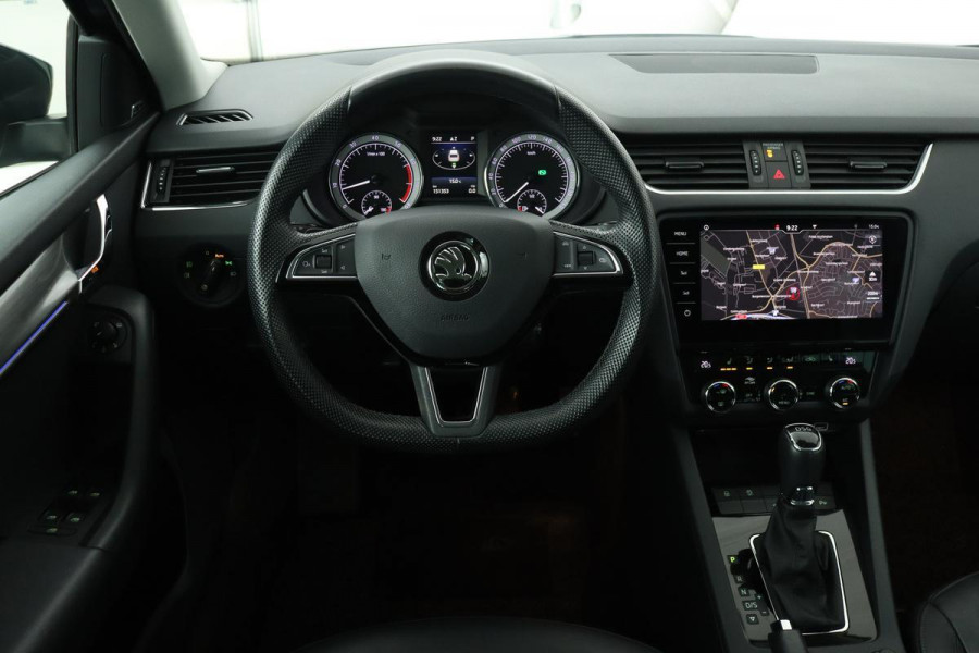 Škoda Octavia 1.5 TSI Edition Plus | Leder | Stoelverwarming | Park Assist | Carplay | Full LED | Keyless | Navigatie | DAB+