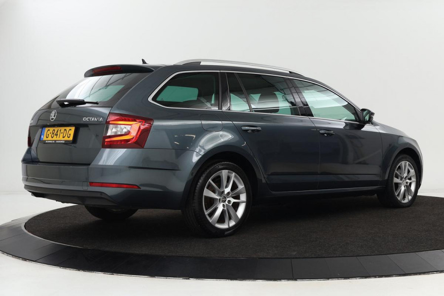 Škoda Octavia 1.5 TSI Edition Plus | Leder | Stoelverwarming | Park Assist | Carplay | Full LED | Keyless | Navigatie | DAB+