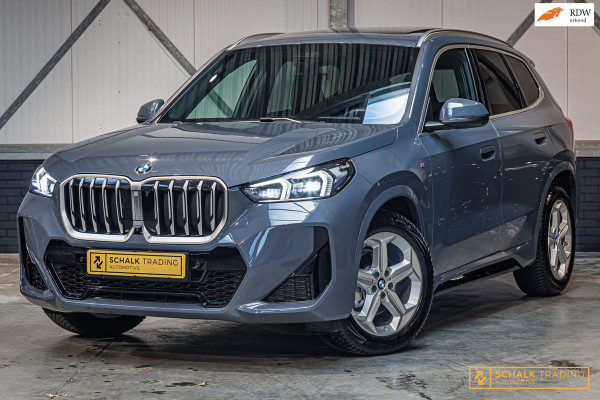 BMW X1 SDrive18i M-sport Full Pano H&K Trekhaak HUD Leder