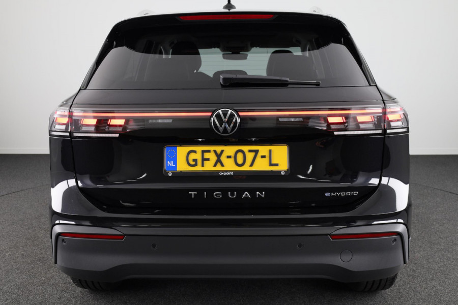 Volkswagen Tiguan 1.5 eHybrid Life Edition 204PK | Automaat (DSG) | Panoramadak | Camera | Elektrische klep | Navigatie